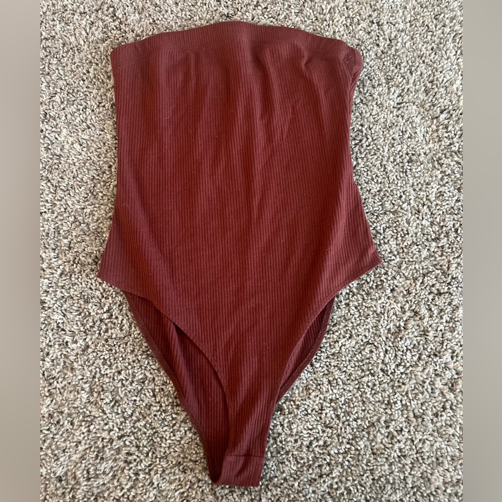 Forever 21 Strapless bodysuit; Size M, orange/brown colored